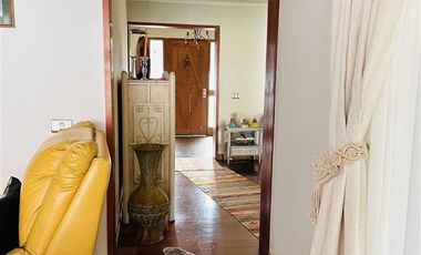 Local Comercial en Venta en Calle Flores Millán