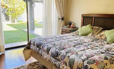 Local Comercial en Venta en Calle Flores Millán