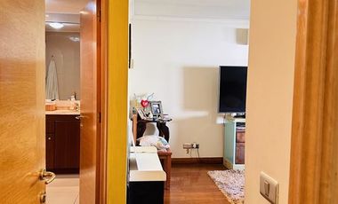 Local Comercial en Venta en Calle Flores Millán