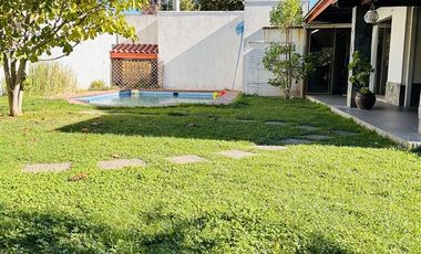 Local Comercial en Venta en Calle Flores Millán