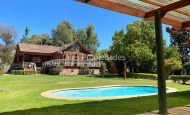 Casa en Venta en Lomas de Puangue | Casa en Parcela en Venta (3D3B) | Alas Propiedades
