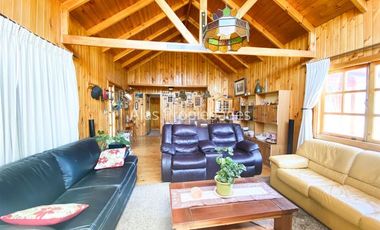 Casa en Venta en Lomas de Puangue | Casa en Parcela en Venta (3D3B) | Alas Propiedades