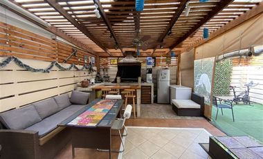 Casa en Arriendo en Fuera de Condominio/Guanaco Norte/ colegio San Francisco Javier!