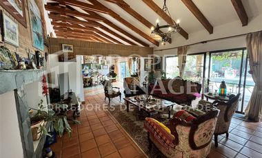 Parcela en Venta en Amplia Casa de 333 m2 en Terreno de 5.400 m2