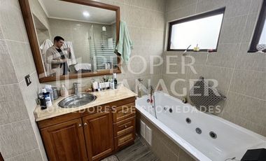 Parcela en Venta en Amplia Casa de 333 m2 en Terreno de 5.400 m2