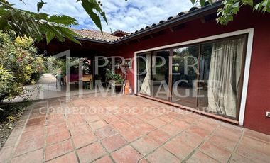 Parcela en Venta en Amplia Casa de 333 m2 en Terreno de 5.400 m2