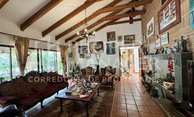 Parcela en Venta en Amplia Casa de 333 m2 en Terreno de 5.400 m2