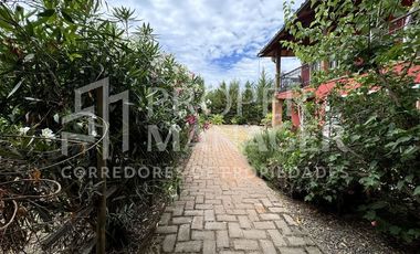 Casa en Venta en Amplia Casa de 333 m2 en Terreno de 5.400 m2
