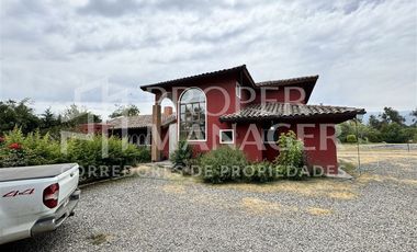 Casa en Venta en Amplia Casa de 333 m2 en Terreno de 5.400 m2