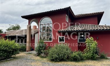 Casa en Arriendo en Amplia Casa de 333 m2 en Terreno de 5.400 m2
