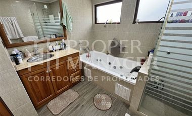 Casa en Arriendo en Amplia Casa de 333 m2 en Terreno de 5.400 m2