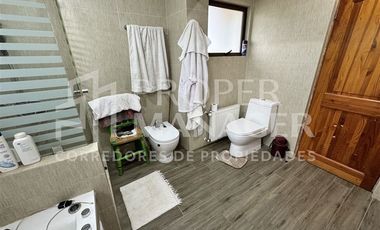 Local Comercial en Venta en Amplia Casa de 333 m2 en Terreno de 5.400 m2