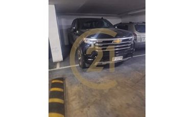 Departamento  en sector sur con 2 estacionamientos