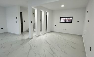 Venta de casa en Villa Universidad