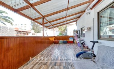 Venta Casa 7 dormitorios, Jardines de Sur