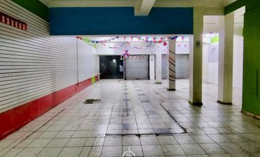 Excelente Local Comercial situado en una zona altamente transitada