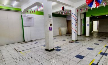 Excelente Local Comercial situado en una zona altamente transitada