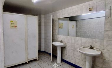Excelente Local Comercial situado en una zona altamente transitada