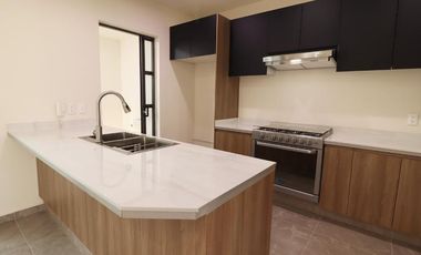CASA NUEVA EN VENTA EN MORELIA, CAÑADAS DEL BOSQUE