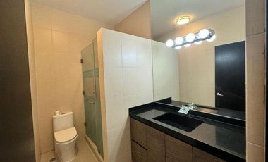 CASA EN VENTA EN BOSQUES DE LAS CUMBRES