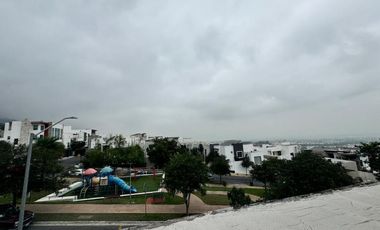 CASA EN VENTA EN BOSQUES DE LAS CUMBRES