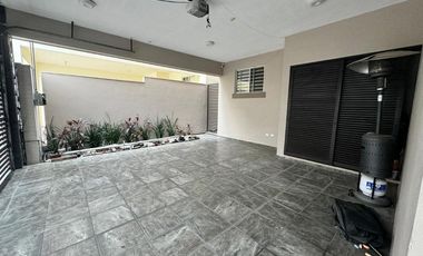 CASA EN VENTA EN BOSQUES DE LAS CUMBRES