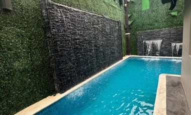 CASA EN VENTA EN BOSQUES DE LAS CUMBRES