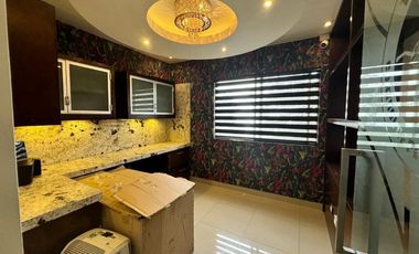 CASA EN VENTA EN BOSQUES DE LAS CUMBRES