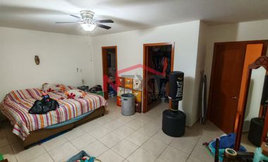 CASA EN RENTA SIN MUEBLES EN PRIVANZAS DEL CAMPESTRE