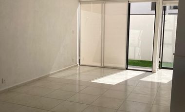 Casa en renta - RESIDENCIAL LOS LAGOS, San Luis Potosí