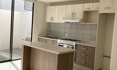 Casa en renta - RESIDENCIAL LOS LAGOS, San Luis Potosí