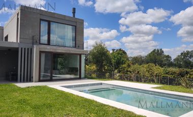 Casa en Alquiler de Verano - Barrio La Calesa - Pilará - Mallmann Propiedades