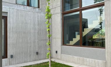 Casa en Alquiler de Verano - Barrio La Calesa - Pilará - Mallmann Propiedades