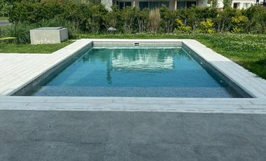 Casa en Alquiler de Verano - Barrio La Calesa - Pilará - Mallmann Propiedades