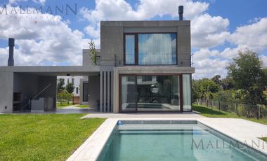 Casa en Alquiler de Verano - Barrio La Calesa - Pilará - Mallmann Propiedades