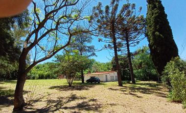 Casa en venta - 2 Dormitorios 1 Baño - Cochera - 2.250Mts2 - Zarate