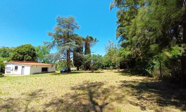 Casa en venta - 2 Dormitorios 1 Baño - Cochera - 2.250Mts2 - Zarate