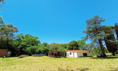 Casa en venta - 2 Dormitorios 1 Baño - Cochera - 2.250Mts2 - Zarate