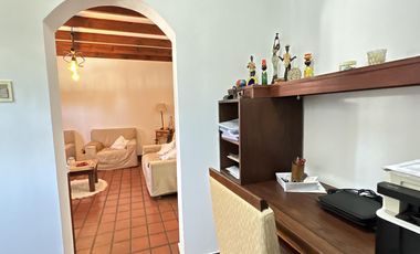 Imperdible Casa centrica  en Roque Perez