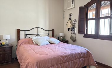 Imperdible Casa centrica  en Roque Perez