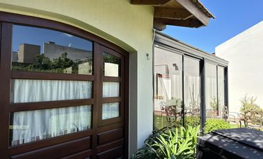 Imperdible Casa centrica  en Roque Perez