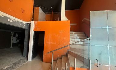 Local en venta en Colonia Miravalle en Monterrey
