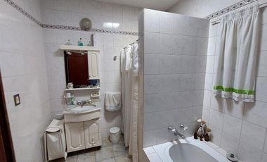 Casa en Venta en Escobar Centro, GBA Norte - 5 Ambientes