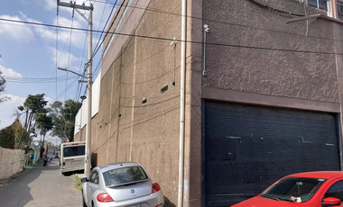 Nave industrial en Iztapalapa acondicionada (con patio de maniobra y oficinas)