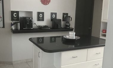 LOMAS COUNTRY VENDE BONITO DEPARTAMENTO