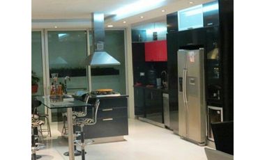 VENTA DE CASA DE DOS PISOS EN EL RECREO DE MONTERA.