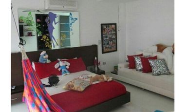 VENTA DE CASA DE DOS PISOS EN EL RECREO DE MONTERA.