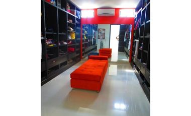 VENTA DE CASA DE DOS PISOS EN EL RECREO DE MONTERA.