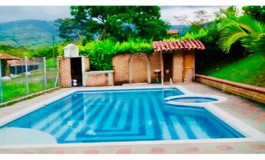 CASA CAMPESTRE EN VENTA EN LA VIRGINIA RISARALDA