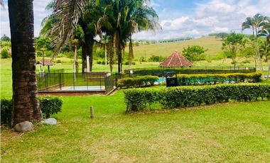 CASA CAMPESTRE EN VENTA EN LA VIRGINIA RISARALDA